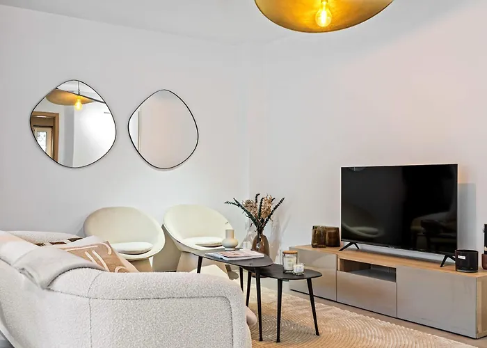 Elegant Comfort Modern Apartment In Limpertsberg