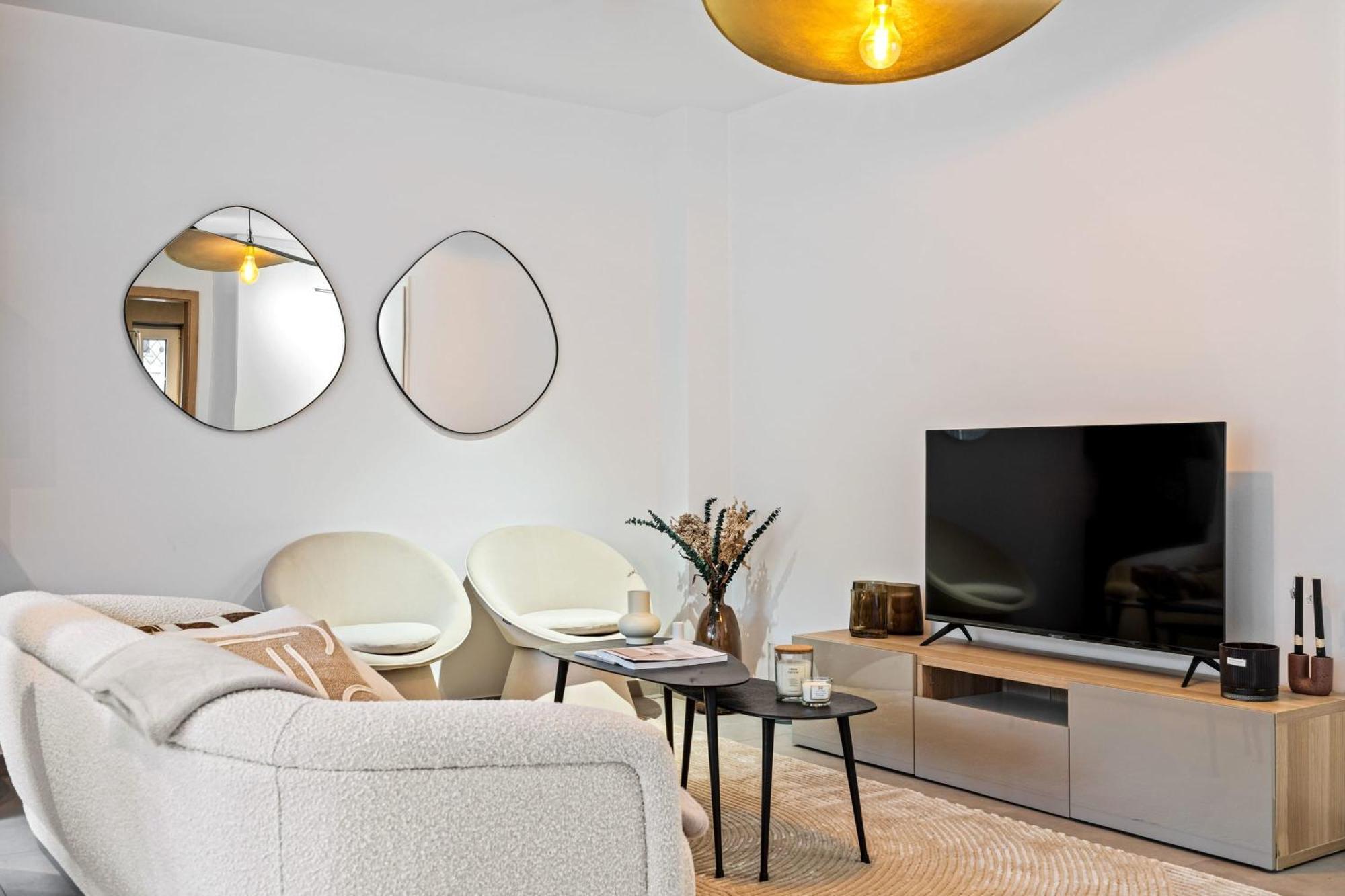 Elegant Comfort Modern In Limpertsberg Luxemburg